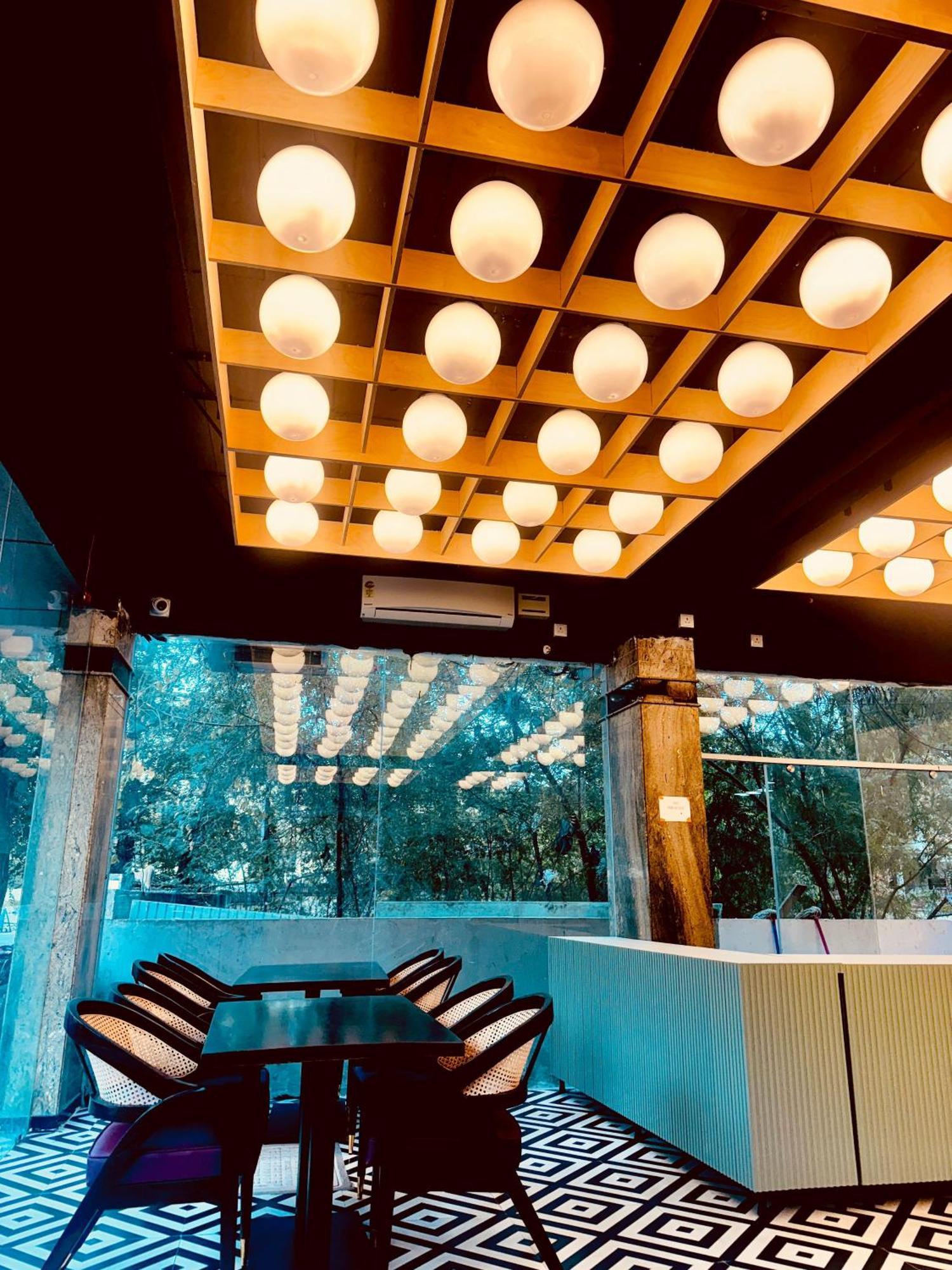 鹰巢拉里维埃拉酒店 海得拉巴 外观 照片